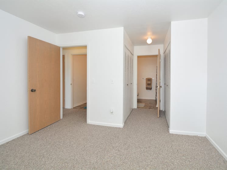 Private Bathrooms in Bedrooms